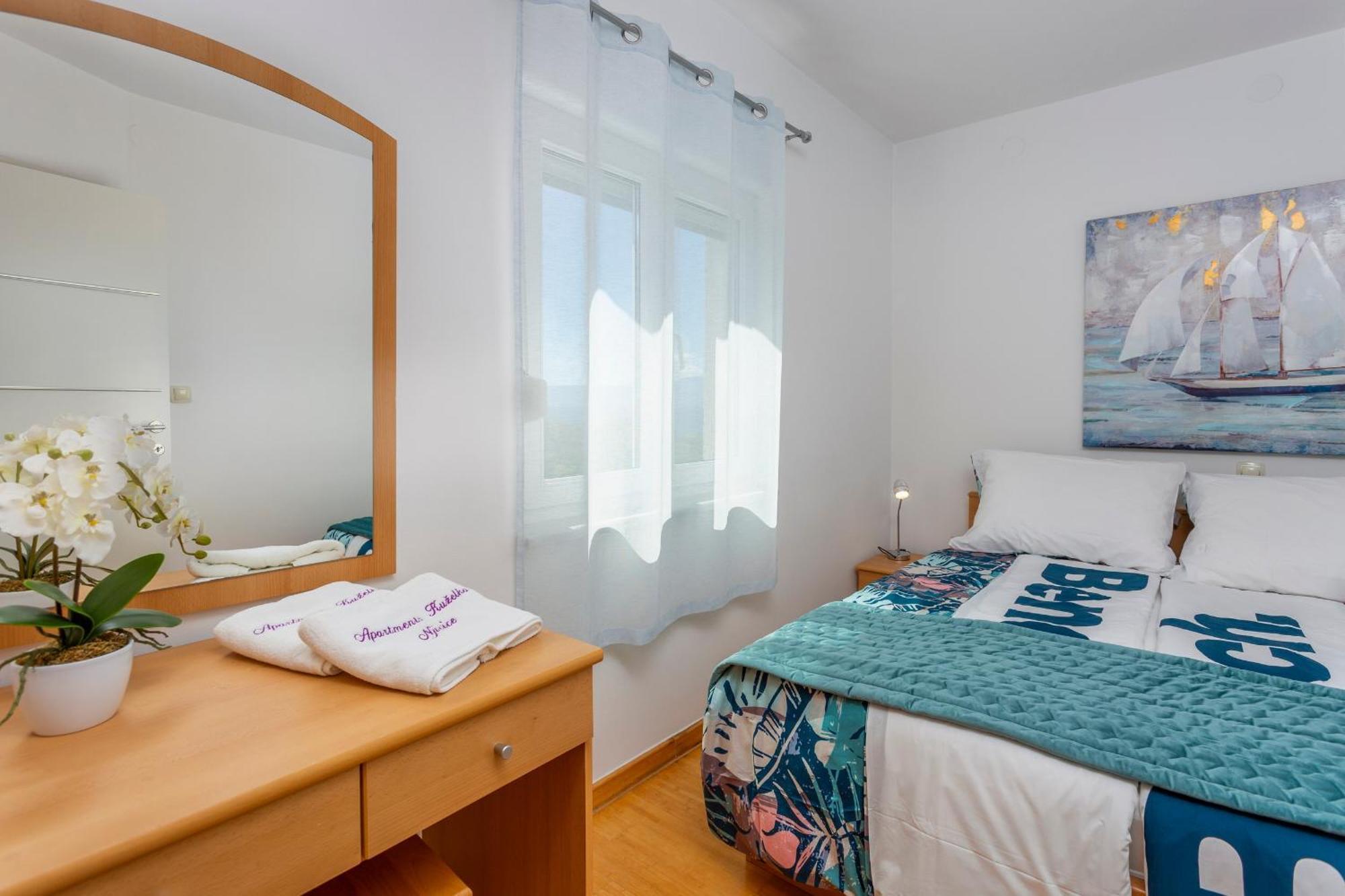 Apartments By The Sea Njivice, Krk - 5296 Zimmer foto